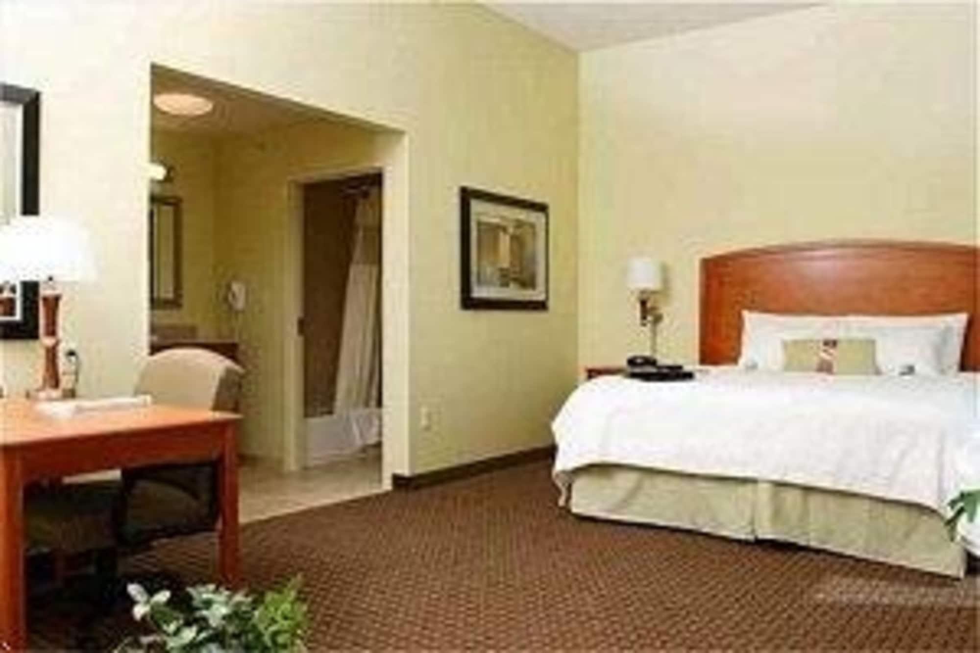 Hampton Inn & Suites Moline-Quad City Int'L Aprt Bagian luar foto