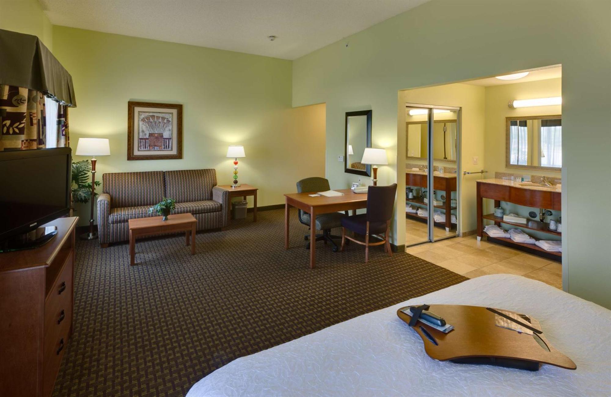 Hampton Inn & Suites Moline-Quad City Int'L Aprt Bagian luar foto