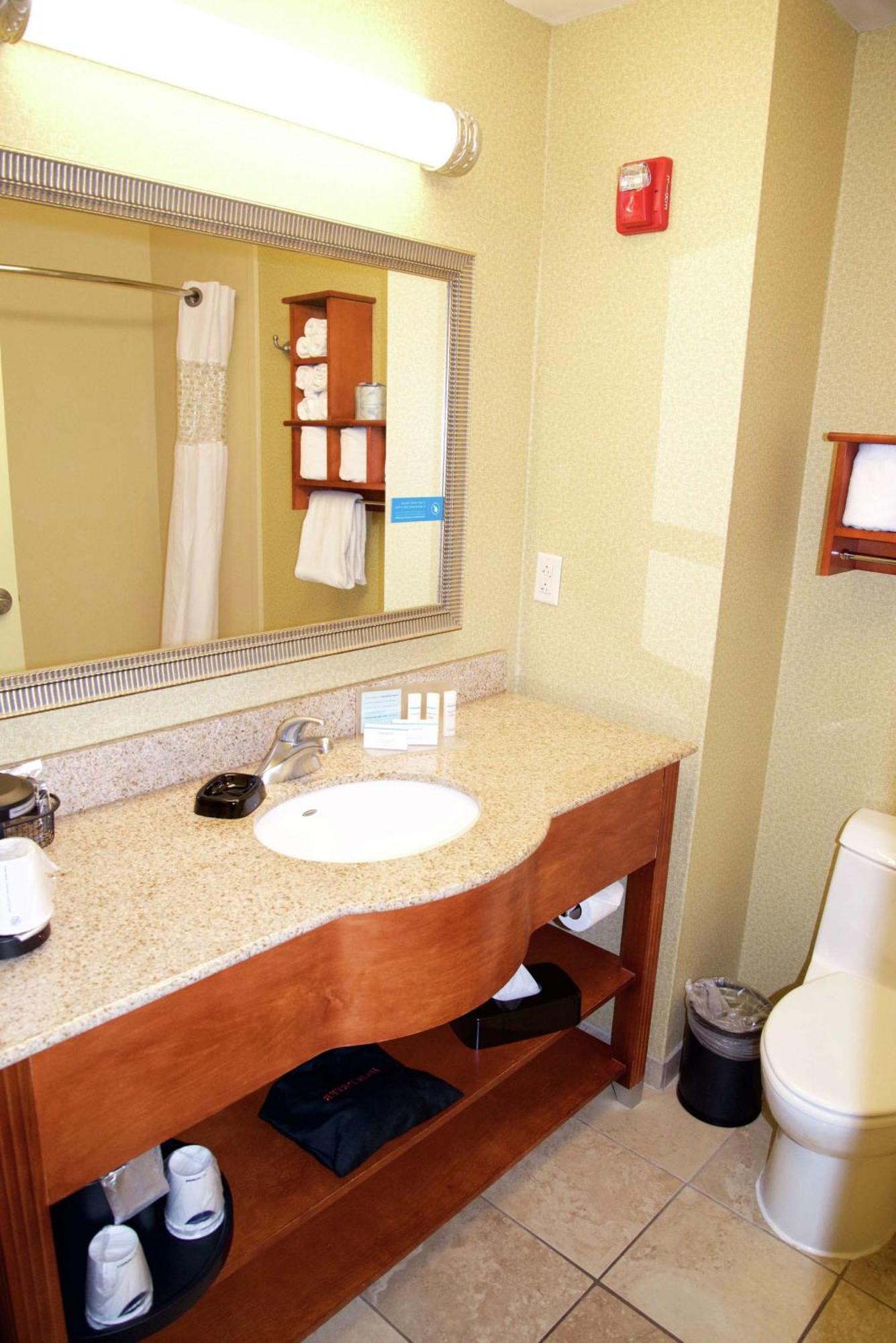 Hampton Inn & Suites Moline-Quad City Int'L Aprt Bagian luar foto